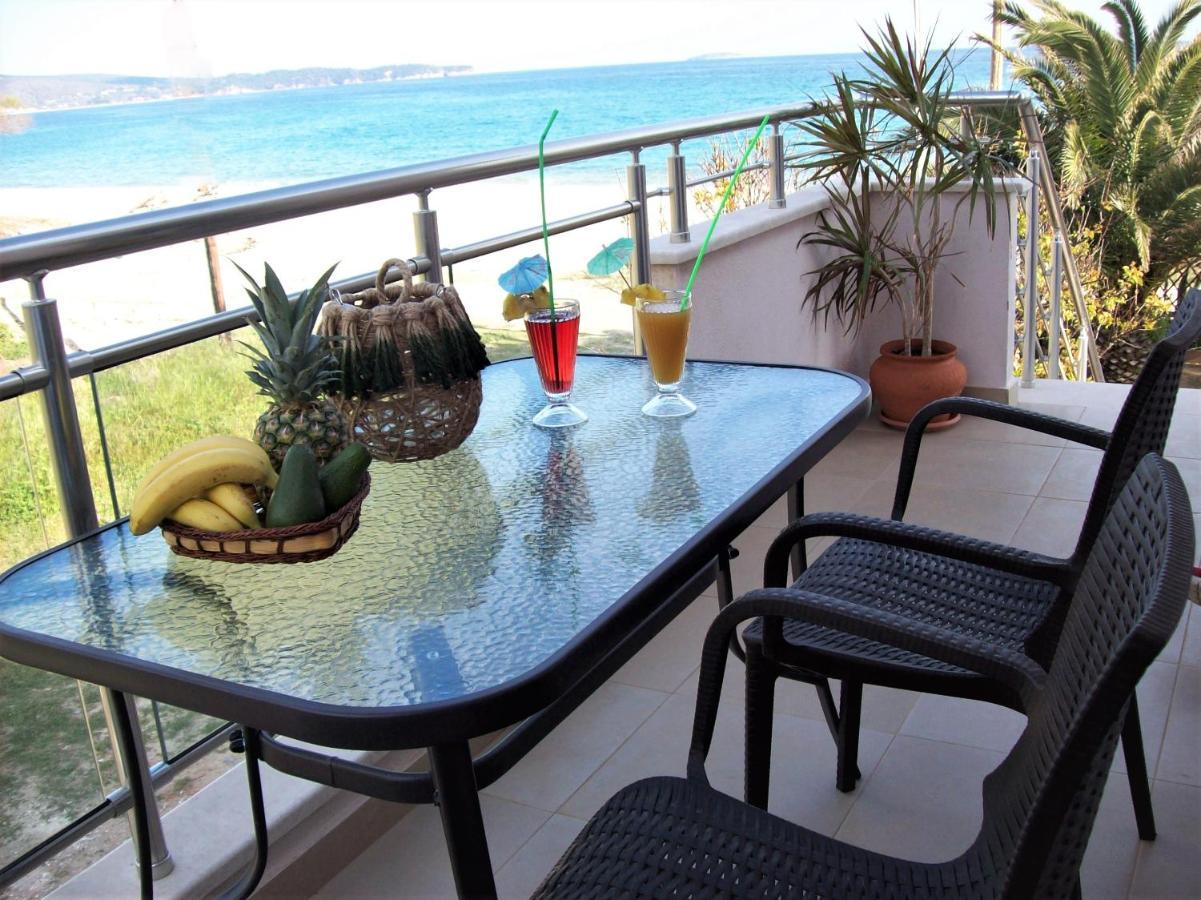 شقة Sea Breeze 2 يميناريا المظهر الخارجي الصورة