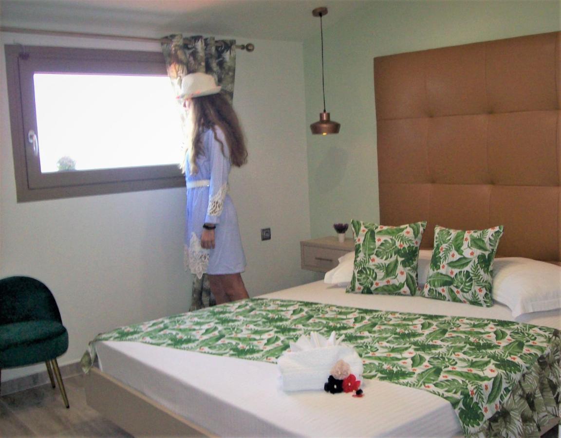 شقة Sea Breeze 2 يميناريا المظهر الخارجي الصورة