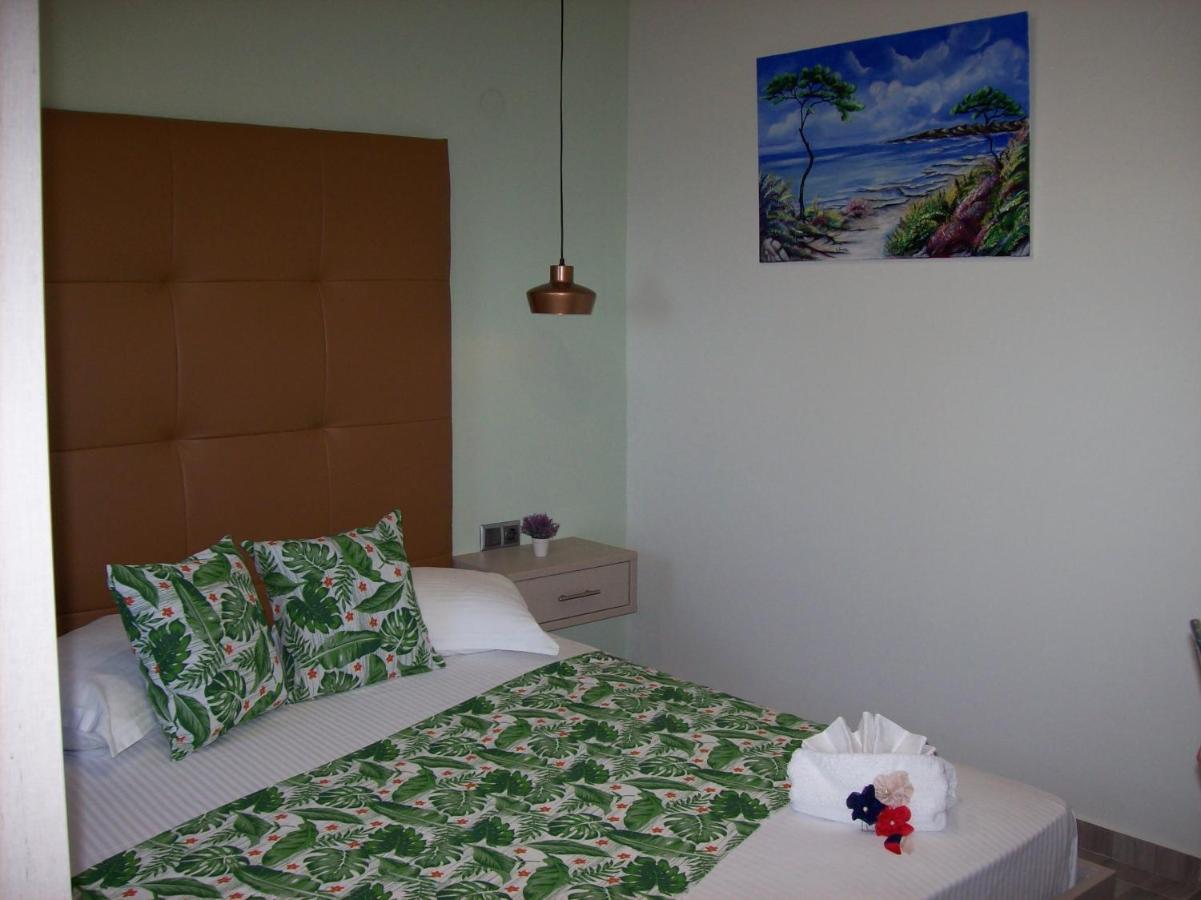 شقة Sea Breeze 2 يميناريا المظهر الخارجي الصورة