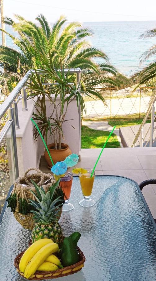 شقة Sea Breeze 2 يميناريا المظهر الخارجي الصورة