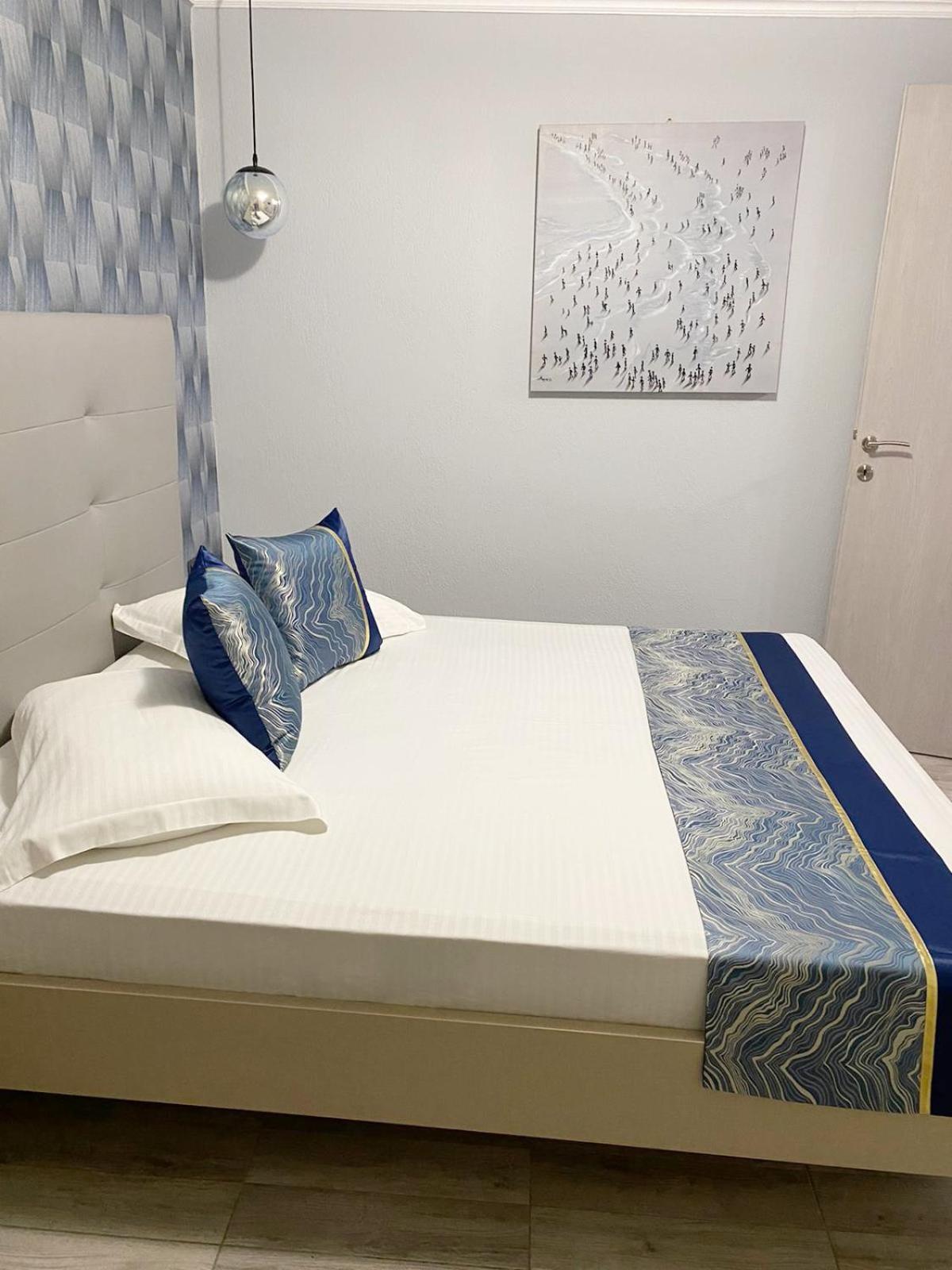 شقة Sea Breeze 2 يميناريا المظهر الخارجي الصورة