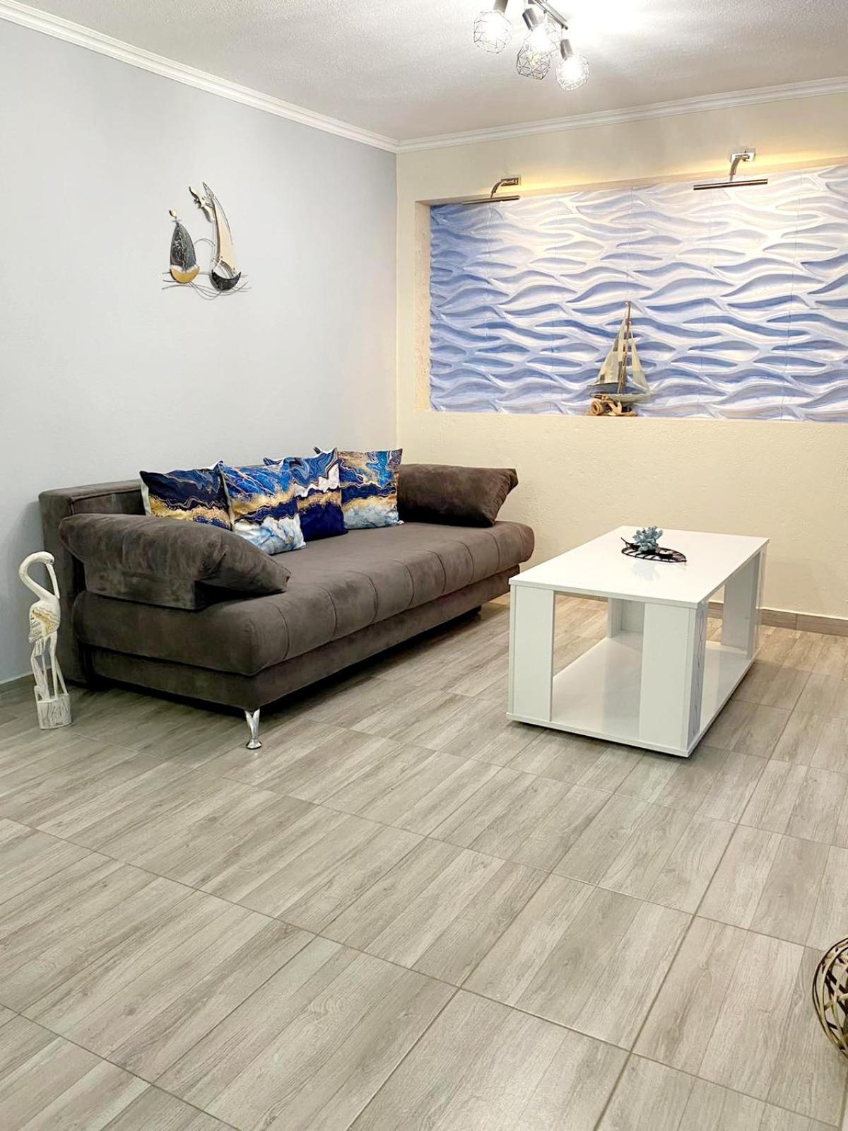 شقة Sea Breeze 2 يميناريا المظهر الخارجي الصورة