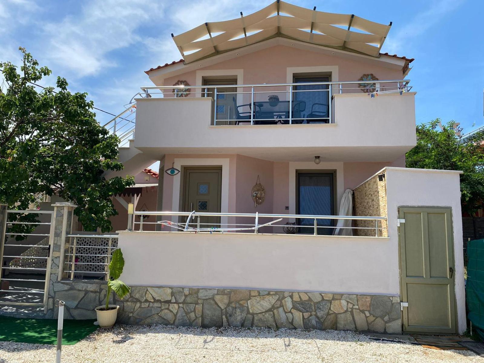 شقة Sea Breeze 2 يميناريا المظهر الخارجي الصورة